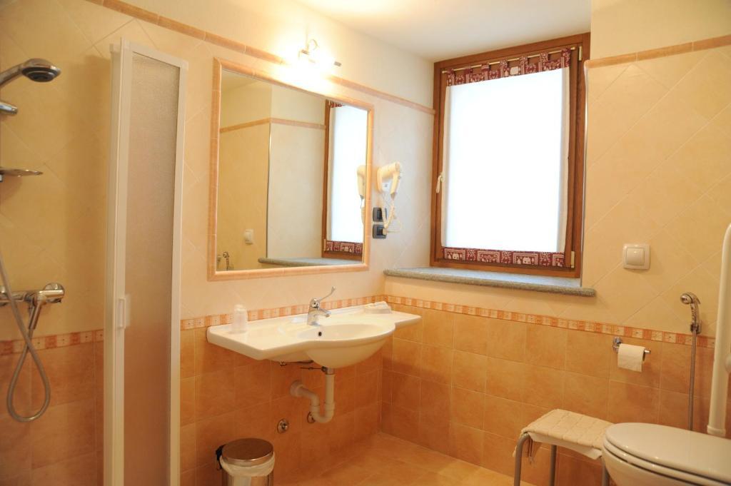 La Maison De Franco Valpelline Room photo